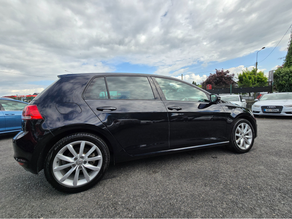 2015 Volkswagen Golf 1.4 TSI HI SPEC HIGHLINE EDITION * ALCANTARA SEATS * REV CAMERA - BLIND SPOT - REAR TRAFFIC ASSIST - SIMI DEALER -  BLUEMOTION €15,450