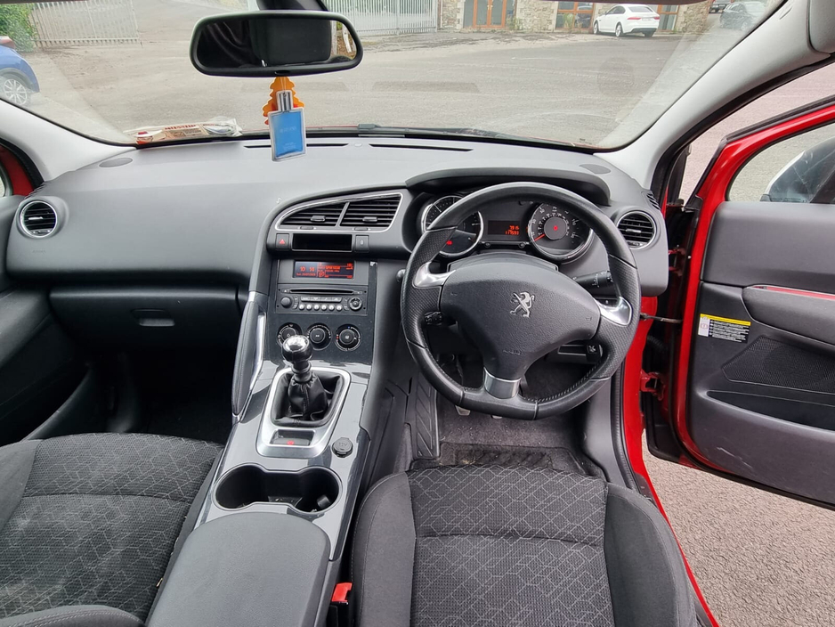 2015 Peugeot 3008 - image 13