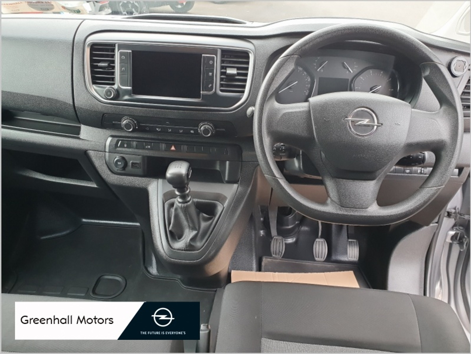 2023 Opel Vivaro - image 2