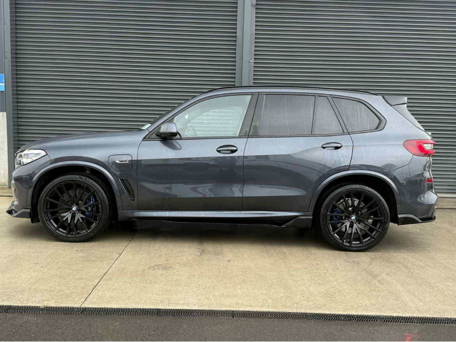 2022 BMW X5 XDRIVE45E M SPORT AUTO €62,950