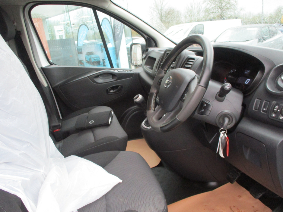 2021 Nissan NV300 LWB 120 XE 1300 MY20/PLUS VAT €16,250