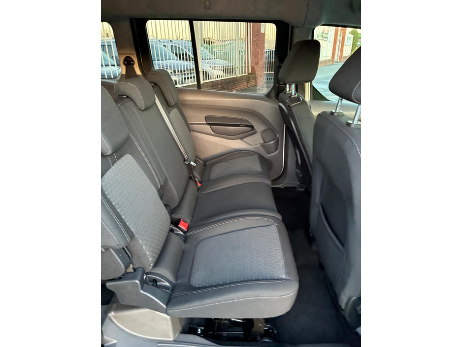 2021 Ford Tourneo Connect Freedom €42,950