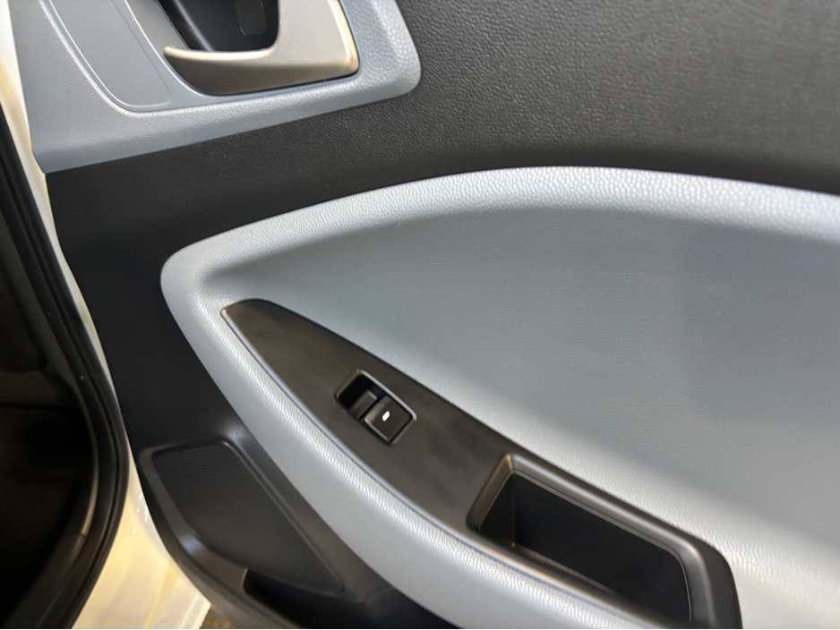 2021 Hyundai i20 - image 15