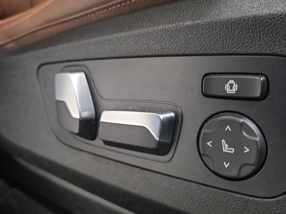 2023 BMW X5 - image 28