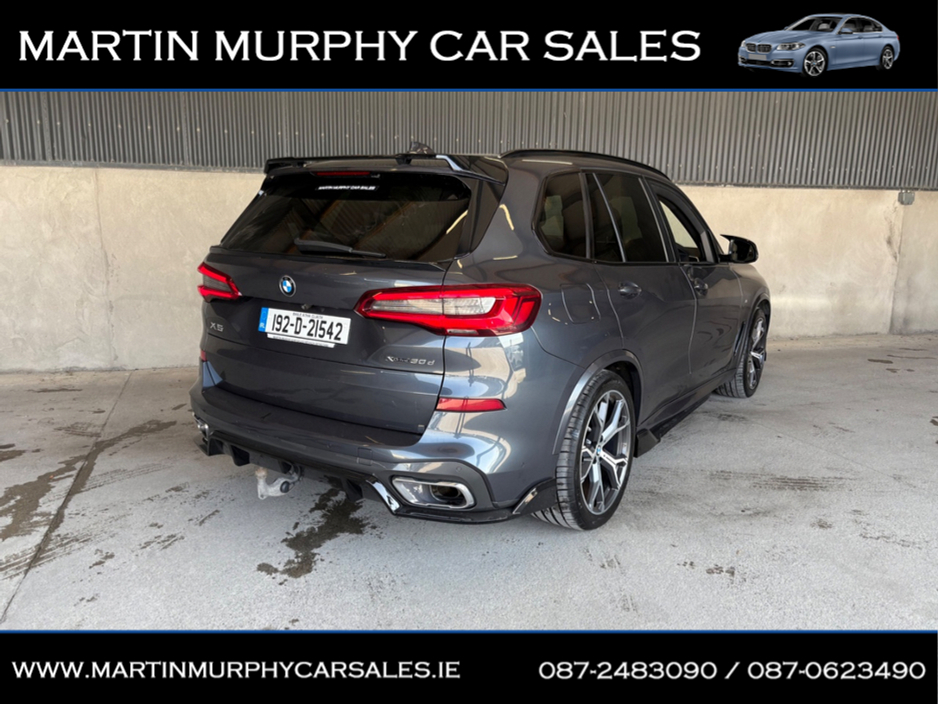 2019 BMW X5 - image 8