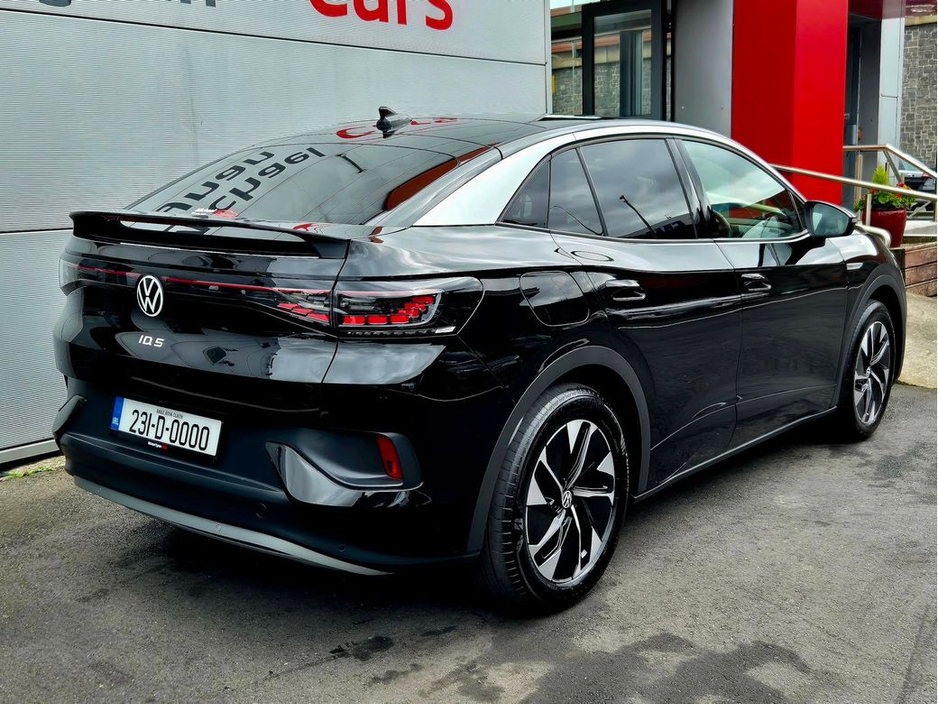 2023 Volkswagen ID.5 - image 5