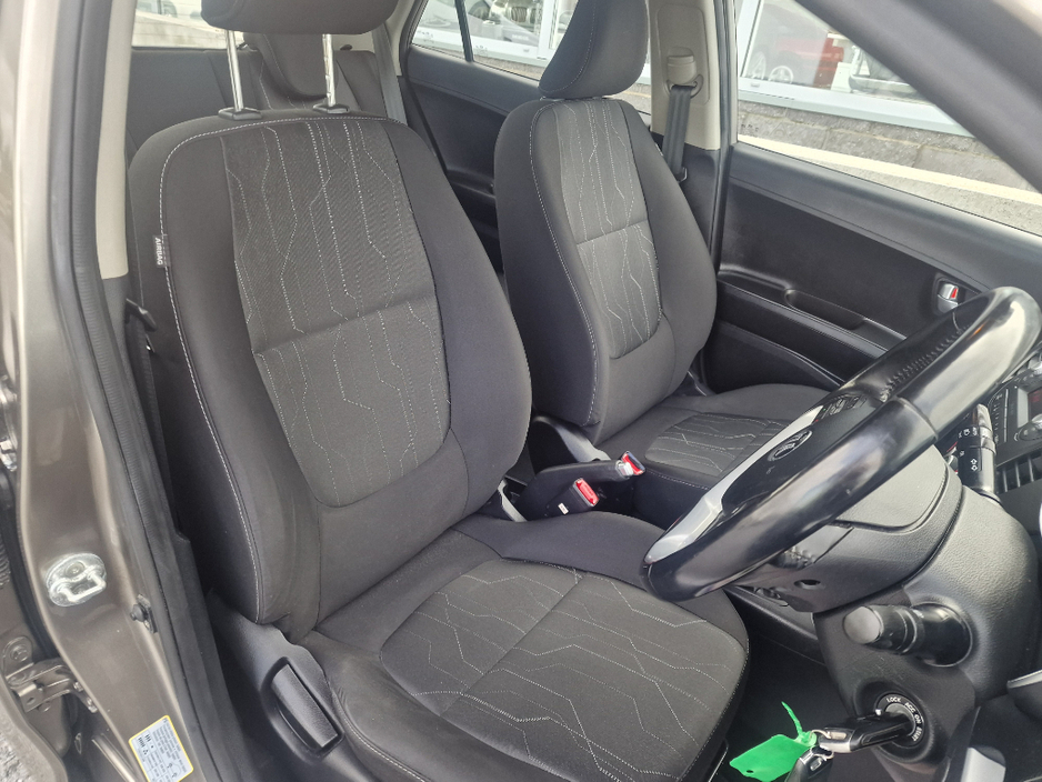 2016 Kia Picanto - image 15