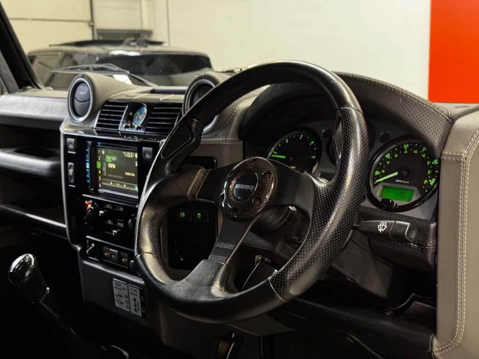 2015 Land Rover Defender TD XS UTILITY WAGON #87