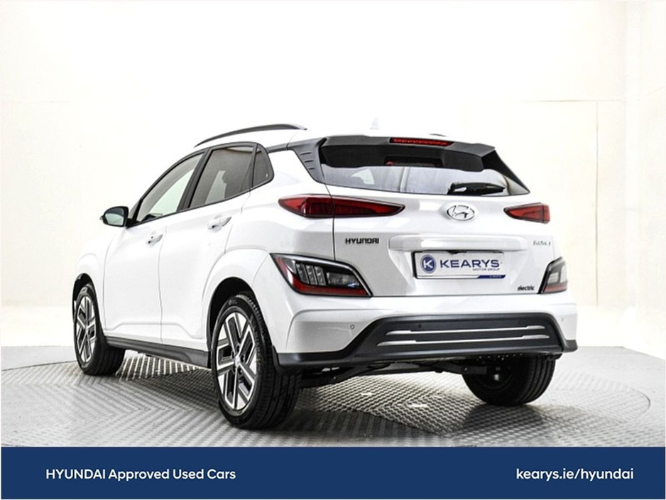 2023 Hyundai Kona EV Executive 39 kWh €21,990