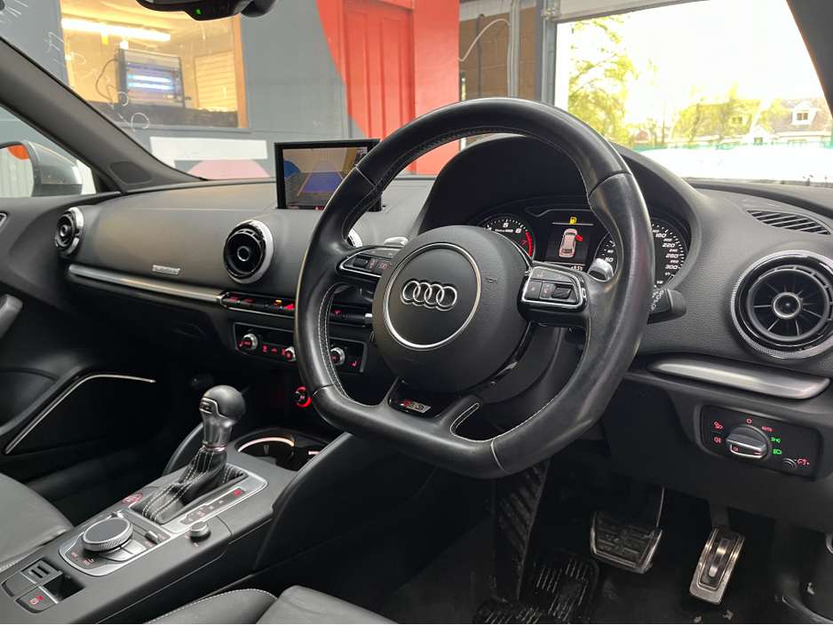 2015 Audi S3 - image 8