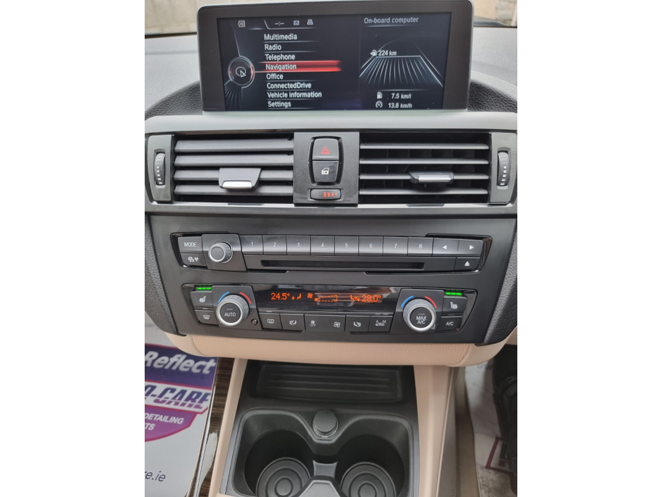 2014 BMW 1 Series - image 17