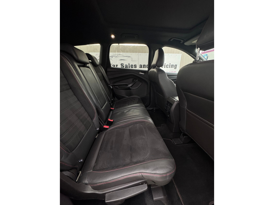 2018 Ford Kuga - image 19