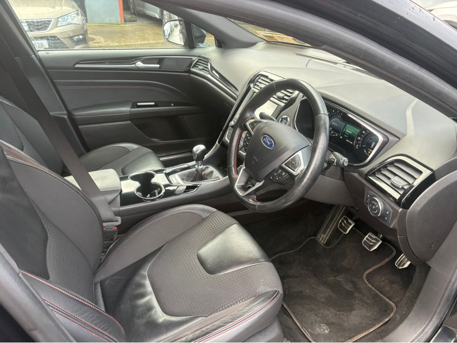 2020 Ford Mondeo - image 5