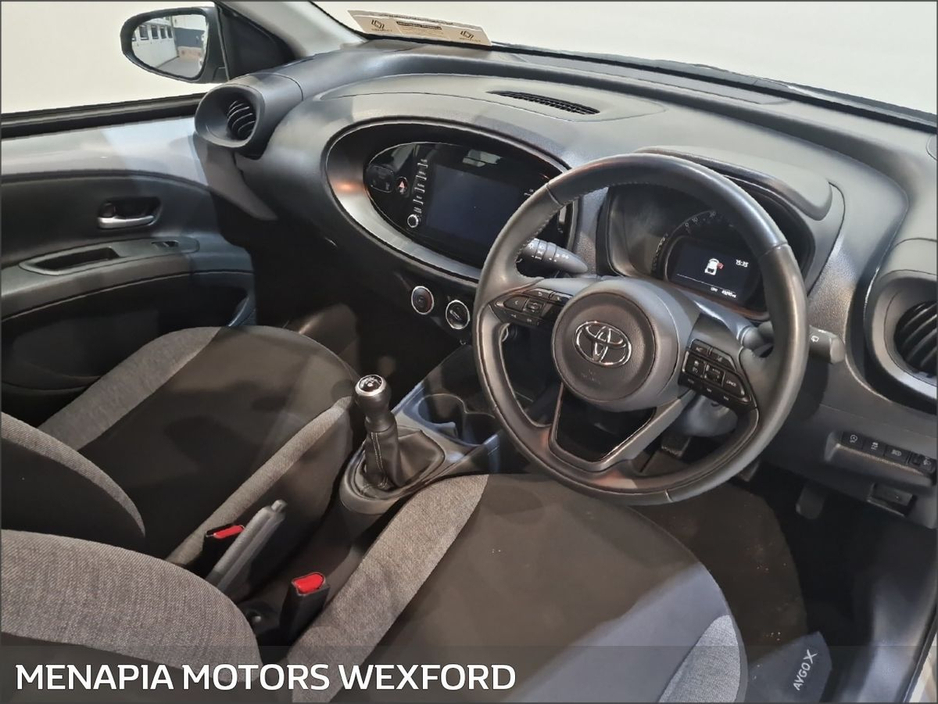 2023 Toyota Aygo X - image 6