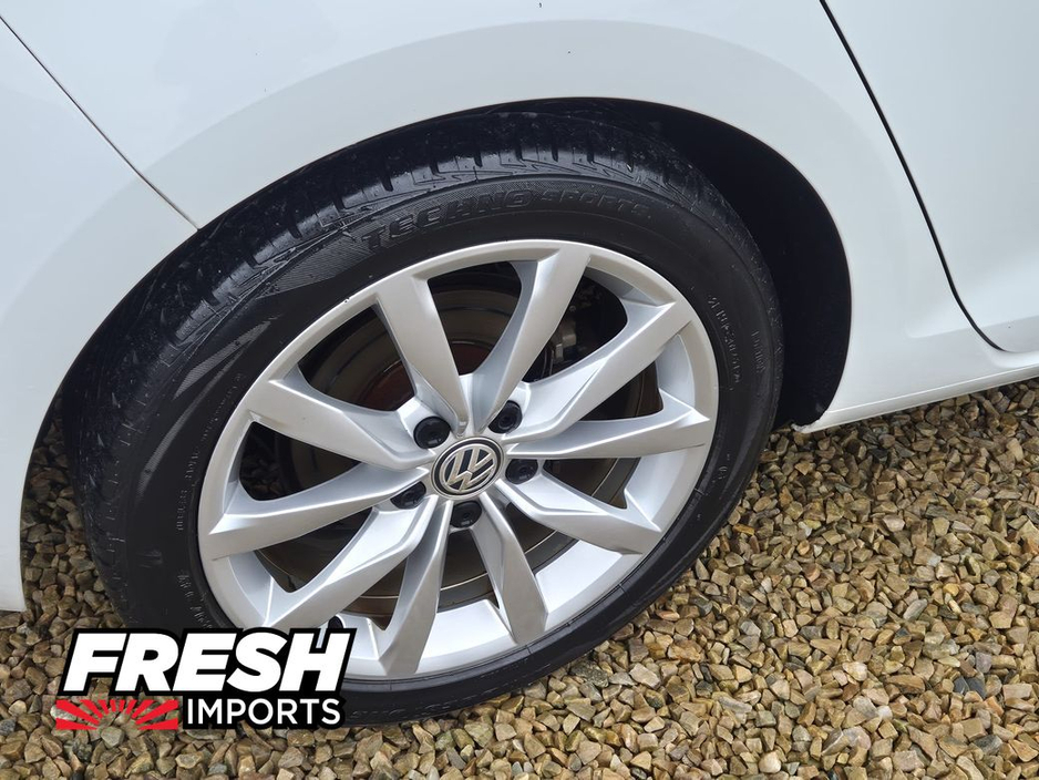 2016 Volkswagen Golf *TOP SPEC MODEL* €13,950