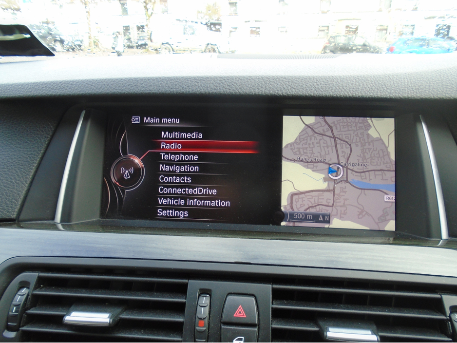 2015 BMW 5 Series - image 13