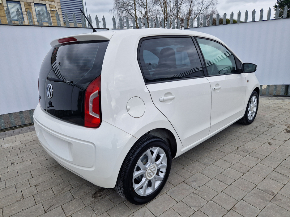 2015 Volkswagen up! - image 10