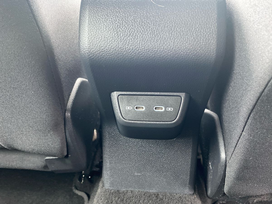 2022 Volkswagen Taigo - image 13