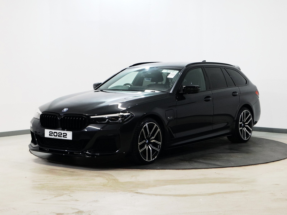 2022 BMW 5 Series *109* M SPORT AUTO €35,800