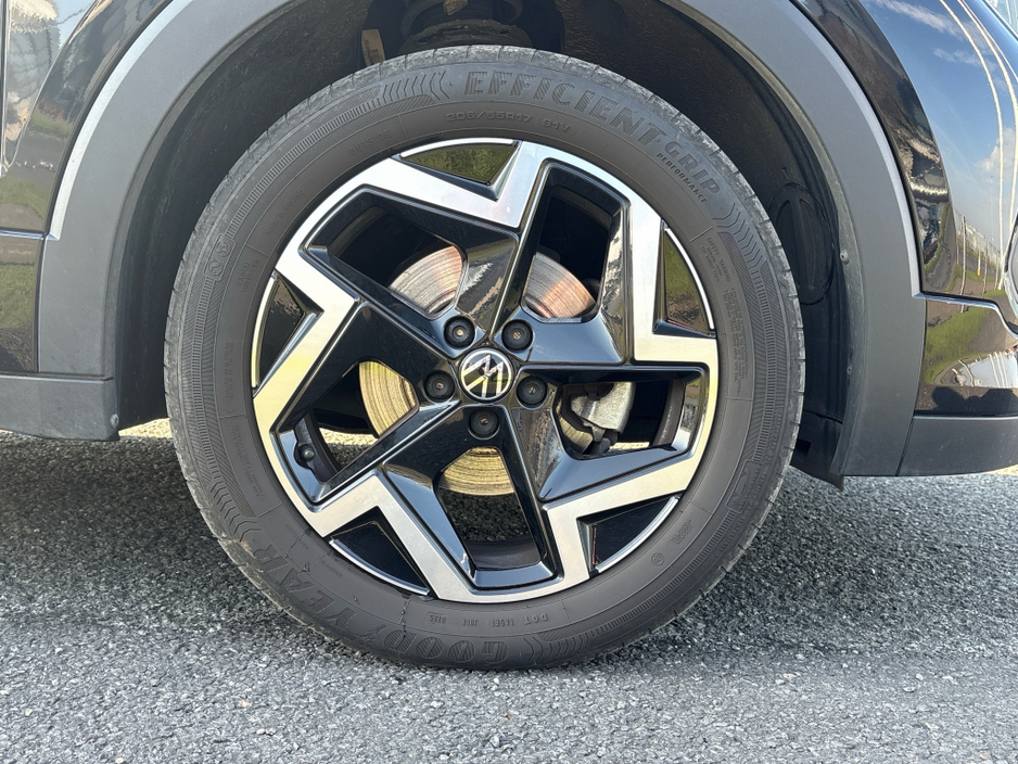 2025 Volkswagen T-Cross - image 5