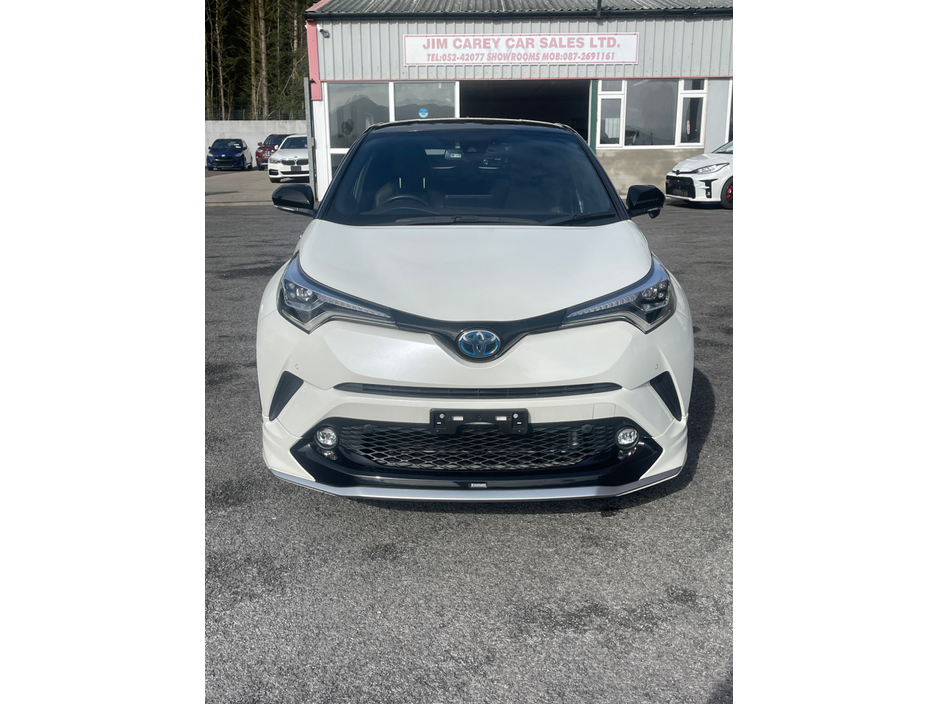 2019 Toyota C-HR - image 2