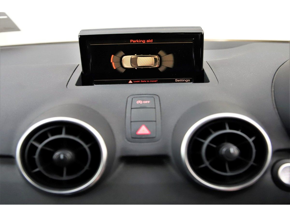 2017 Audi A1 - image 20