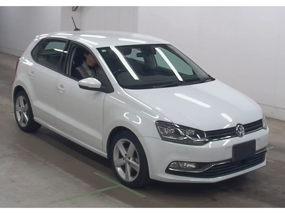 2016 Volkswagen Polo  €12,950
