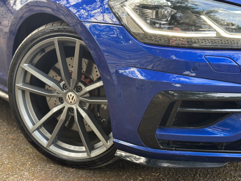 2019 Volkswagen Golf - image 10