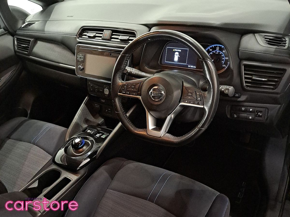 2018 Nissan Leaf - image 15