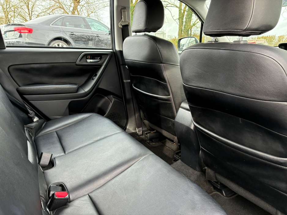 2016 Subaru Forester - image 6