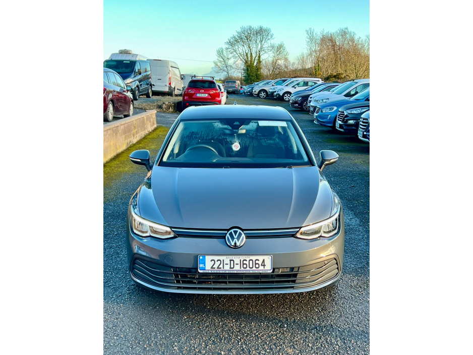 2022 Volkswagen Golf 2.0 TDI 115HP €24,950