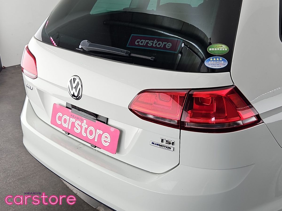 2016 Volkswagen Golf - image 15