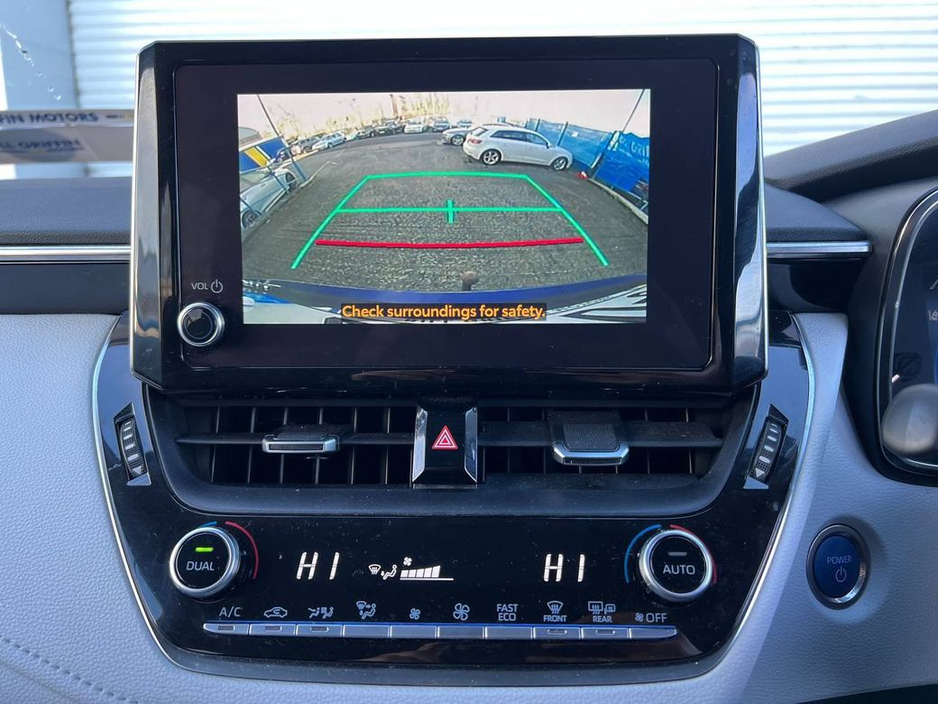 2022 Toyota Corolla SOL TOURING 1.8 HYBRID // FULL SERVICE HISTORY // ADAPTIVE CRUISE CONTROL // DIGITAL CLUSTER €24,750