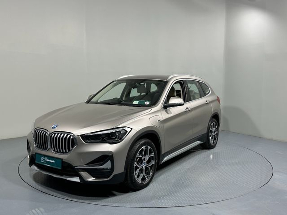 2022 BMW X1 - image 3