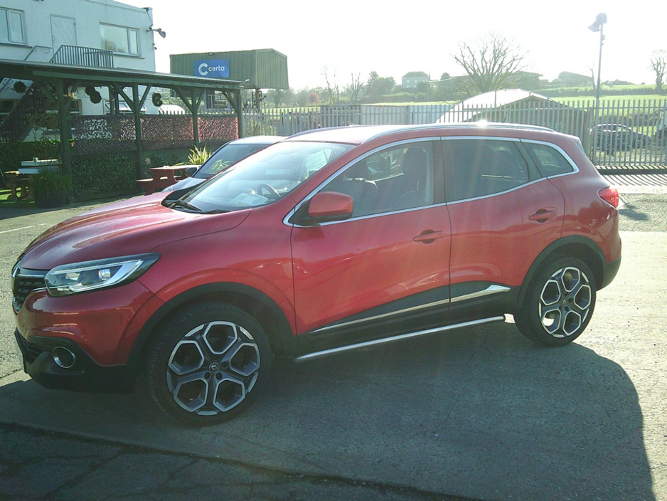 2016 Renault Kadjar - image 4