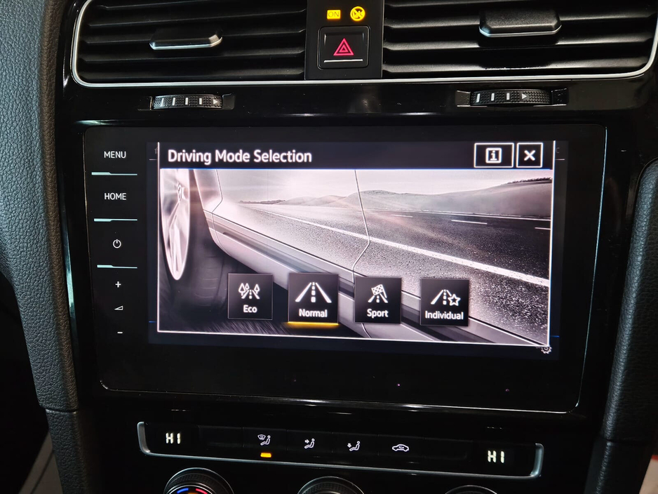 2017 Volkswagen Golf - image 13