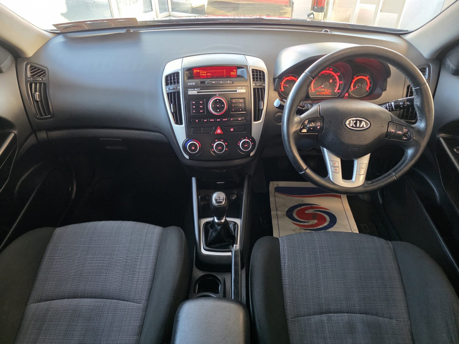 2011 Kia Ceed CEE'D 1.6 CRDI 2 ECODYNAMICS 8 89BHP 5 1 1.6CRDI 5DR €4,950