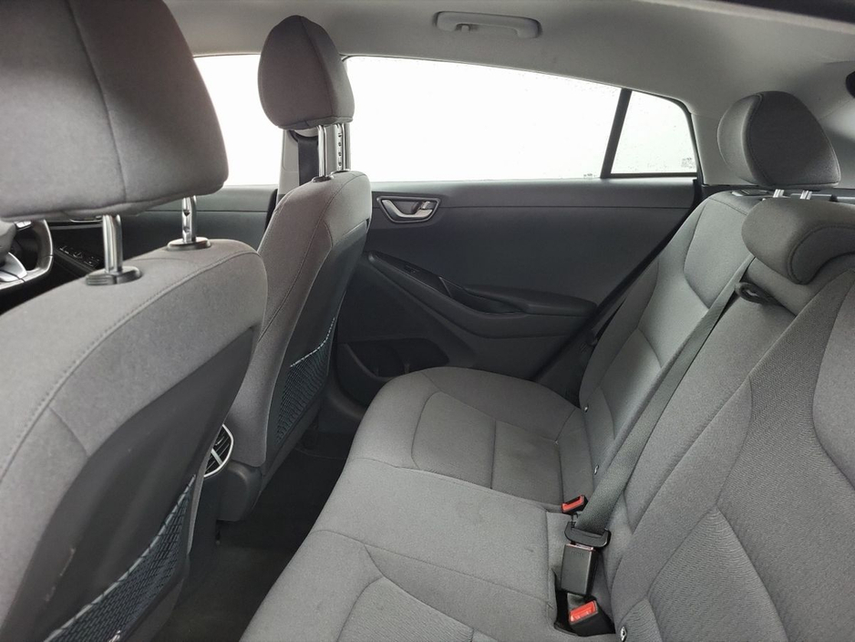 2020 Hyundai Ioniq - image 7