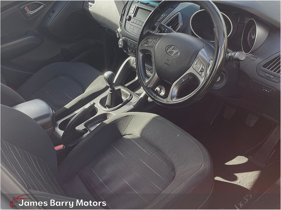 2014 Hyundai ix35 - image 10