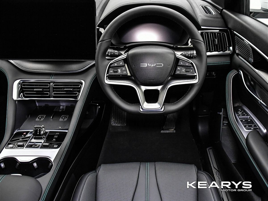2025 BYD Seal U - image 34