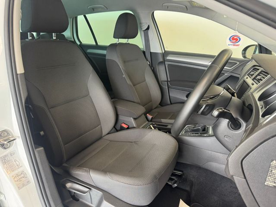 2017 Volkswagen Golf 1.2 TSI 110 bhp DSG Comfortline €13,995