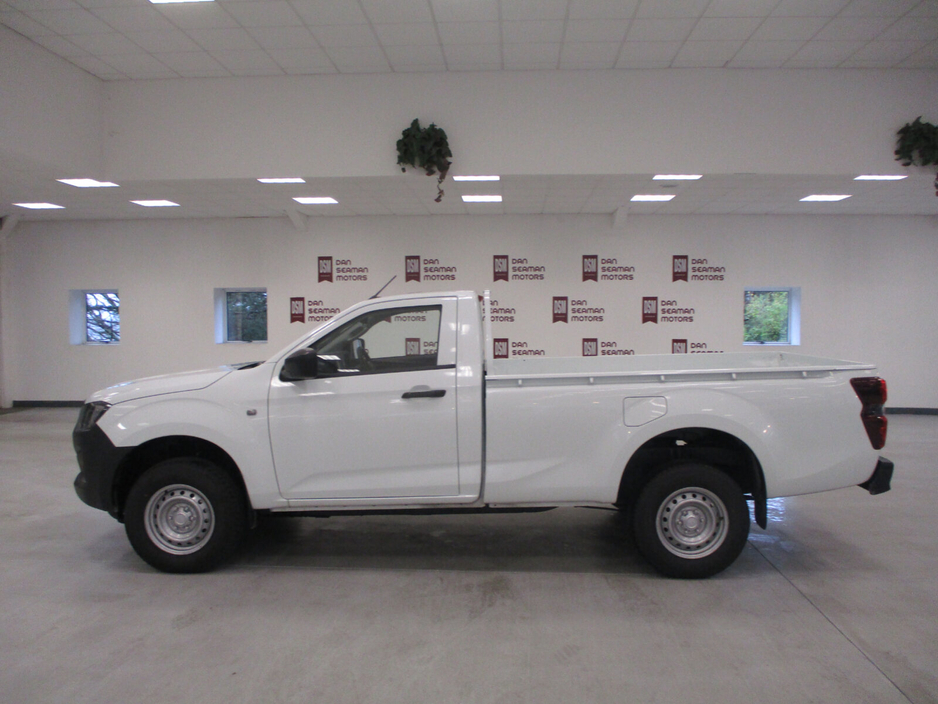 2026 Isuzu D-MAX  €36,199