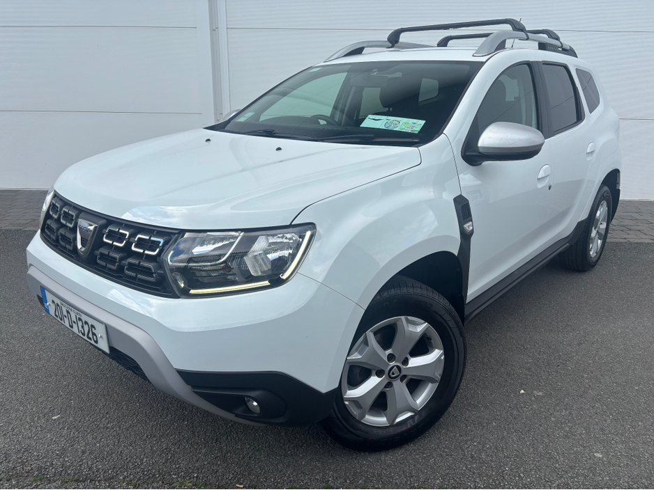 2020 Dacia Duster - image 13
