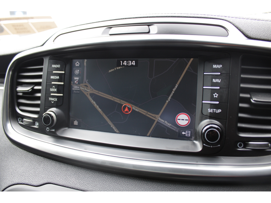 2018 Kia Sorento - image 13