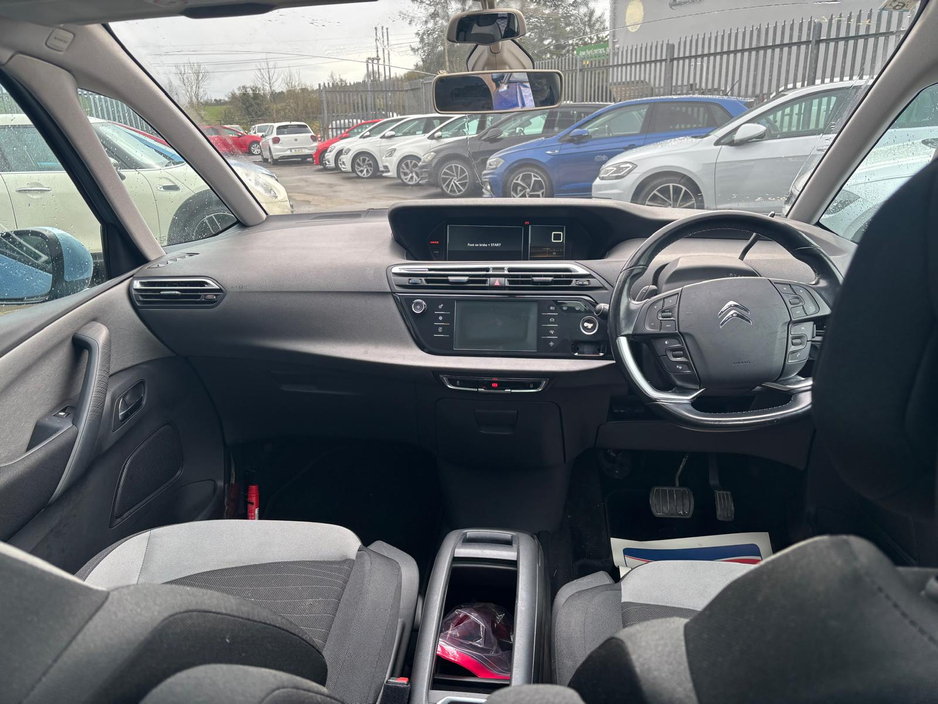 2015 Citroen Grand C4 Picasso - image 6
