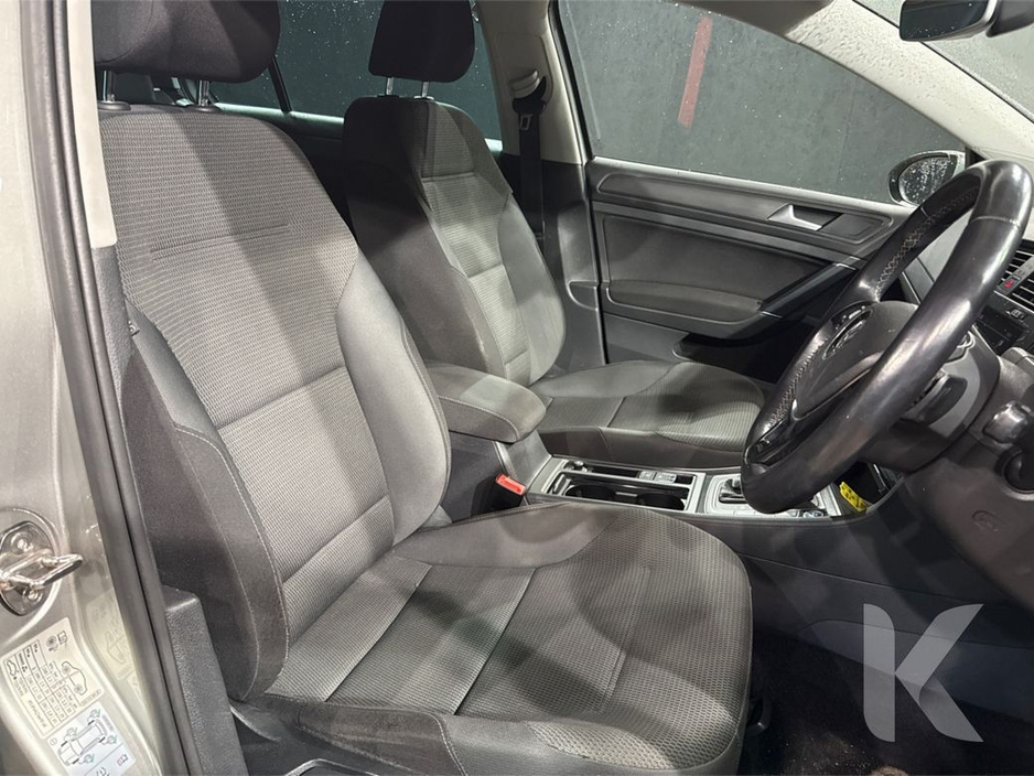 2018 Volkswagen Golf - image 15