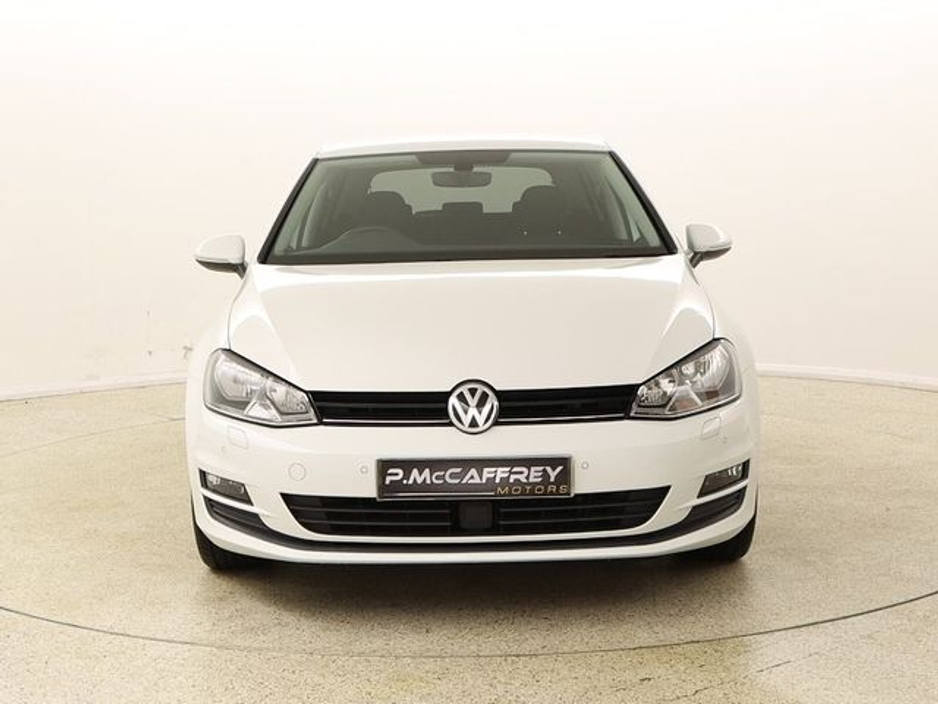 2016 Volkswagen Golf - image 2