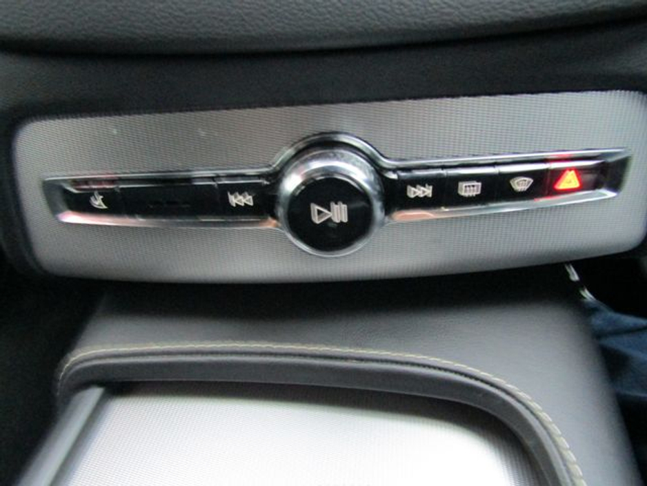 2021 Volvo XC90 Rdesign T8 Recharge 390HP 5D A €49,900