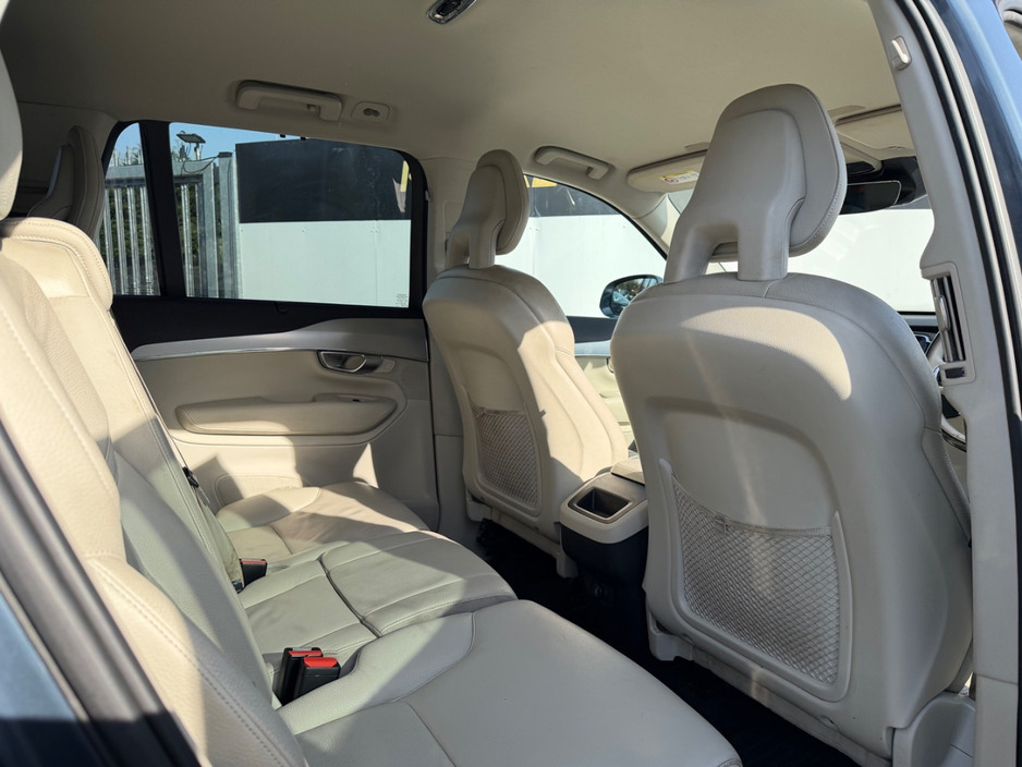 2017 Volvo XC90 - image 17