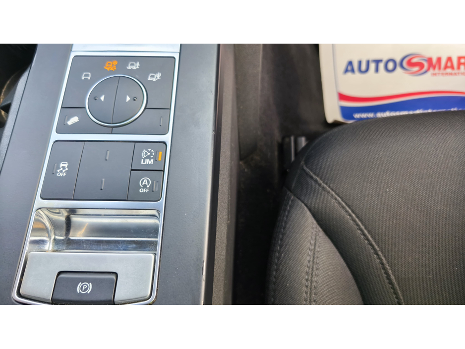 2018 Land Rover Discovery Automatic AA Approved 1 Year Warranty €24,950